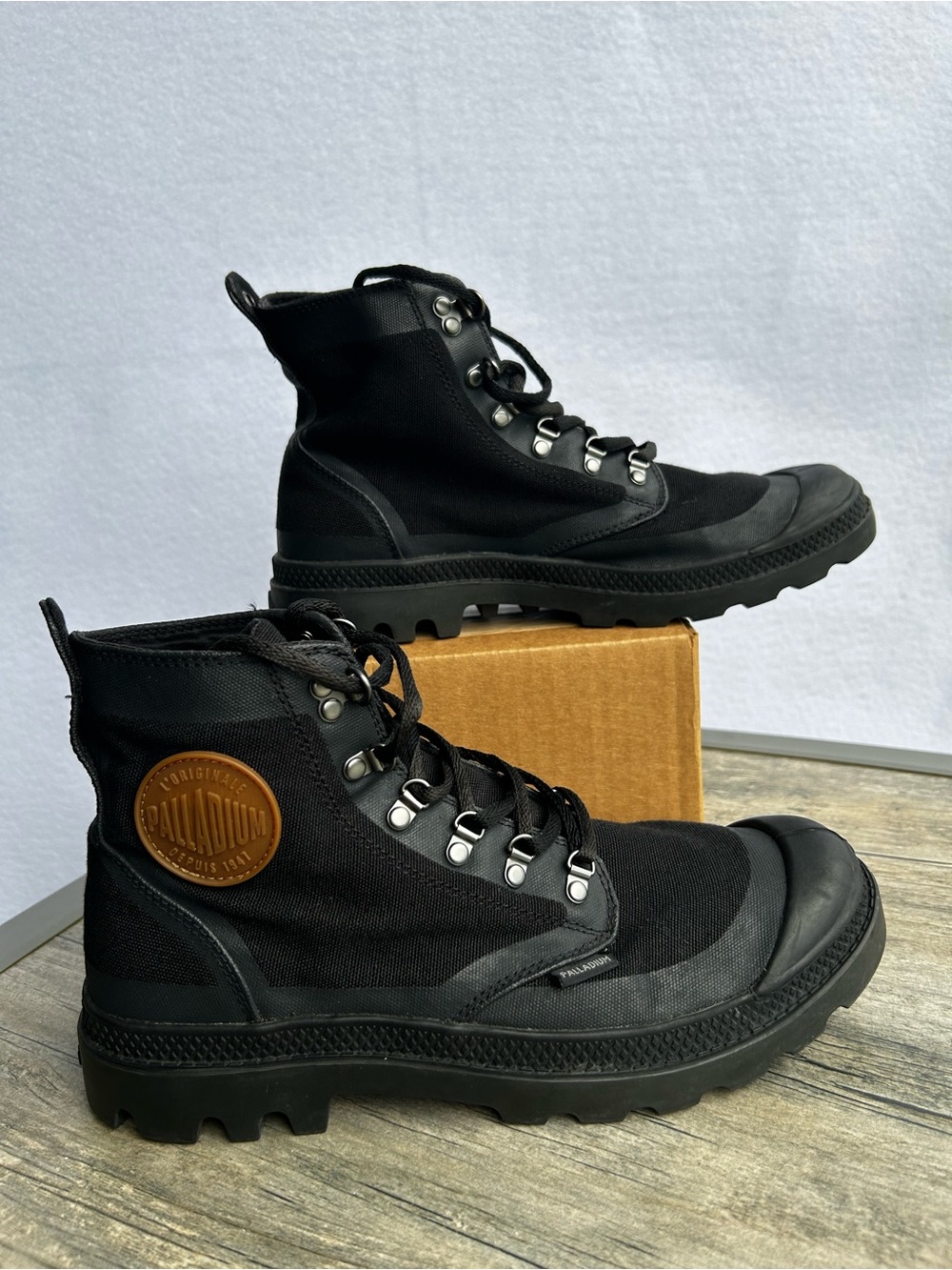 Used- Palladium Pallafox TX Tactical Combat Boots Black UNISEX Size Mens 7.5